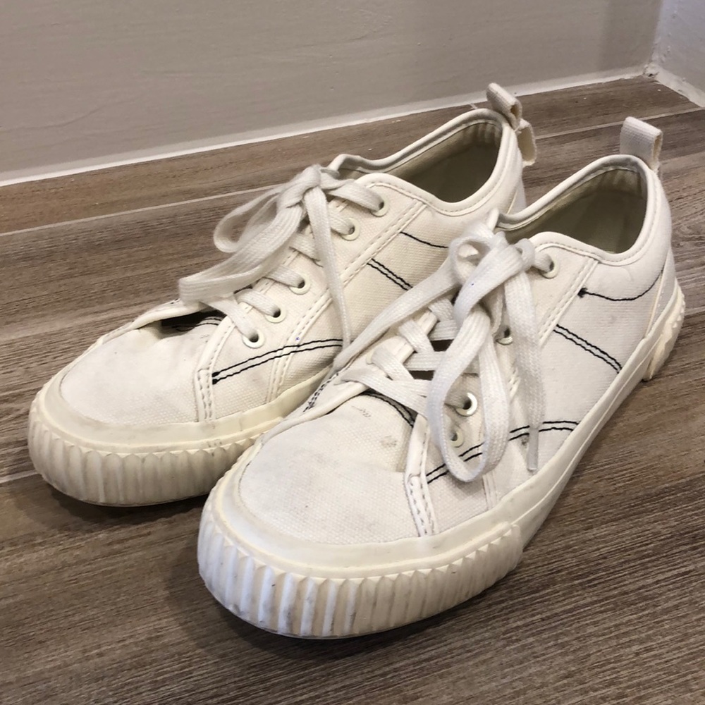 Zara Canvas Sneakers